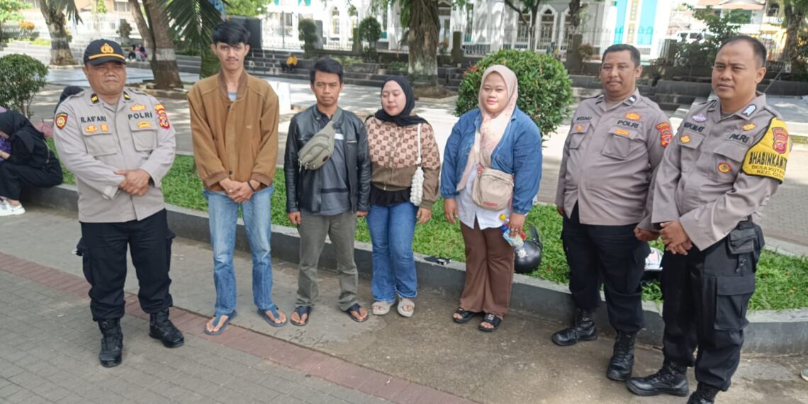 Patroli Dialogis Jelang Pemilu, Polsek Cisaat laksanakan cooling system