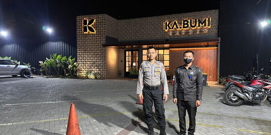 Patroli Malam, Unit Samapta Polsek Cisaat Tekan Kriminalitas dan Gangguan Kamtibmas