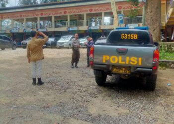Personil Polsek kadudampit Melaksanakan giat Patroli di tempat wisata situgunung