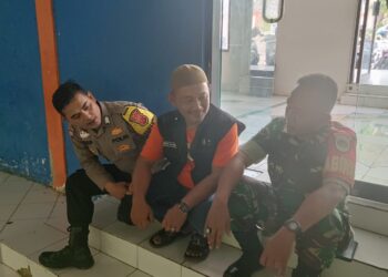 Dekati warga Babinkamtibmas bersinergi dengan Babinsa Sambangi Warga dan Berikan Imbauan Kamtibmas