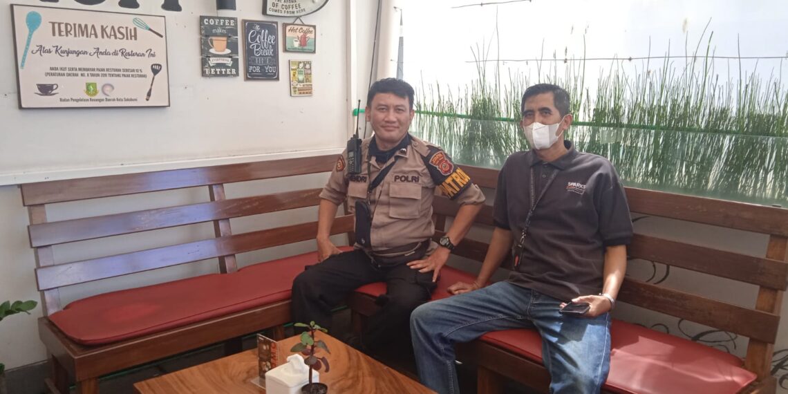 Ciptakan Rasa Aman, Anggota Samapta Polsek Warudoyong Laksanakan Patroli dialogis di Siang Hari