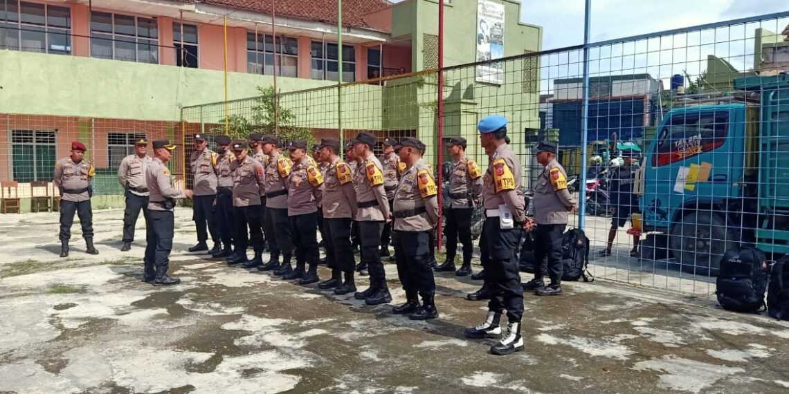 Kapolsek Cikole Pimpin Apel Kesiapan Personil Pam TPS