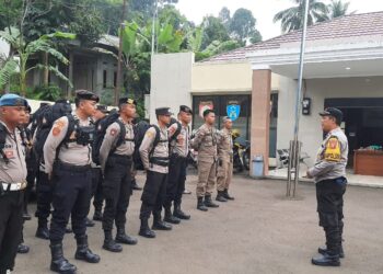 Amankan pemungutan suara, Polsek cireunghas siagakan 18 personil di 112 TPS