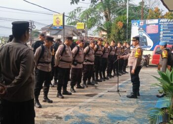 Polsek Sukalarang Gelar Apel Kesiapan Personil Pam TPS di Wilayah Kecamatan Sukalarang