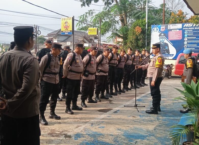 Polsek Sukalarang Gelar Apel Kesiapan Personil Pam TPS di Wilayah Kecamatan Sukalarang