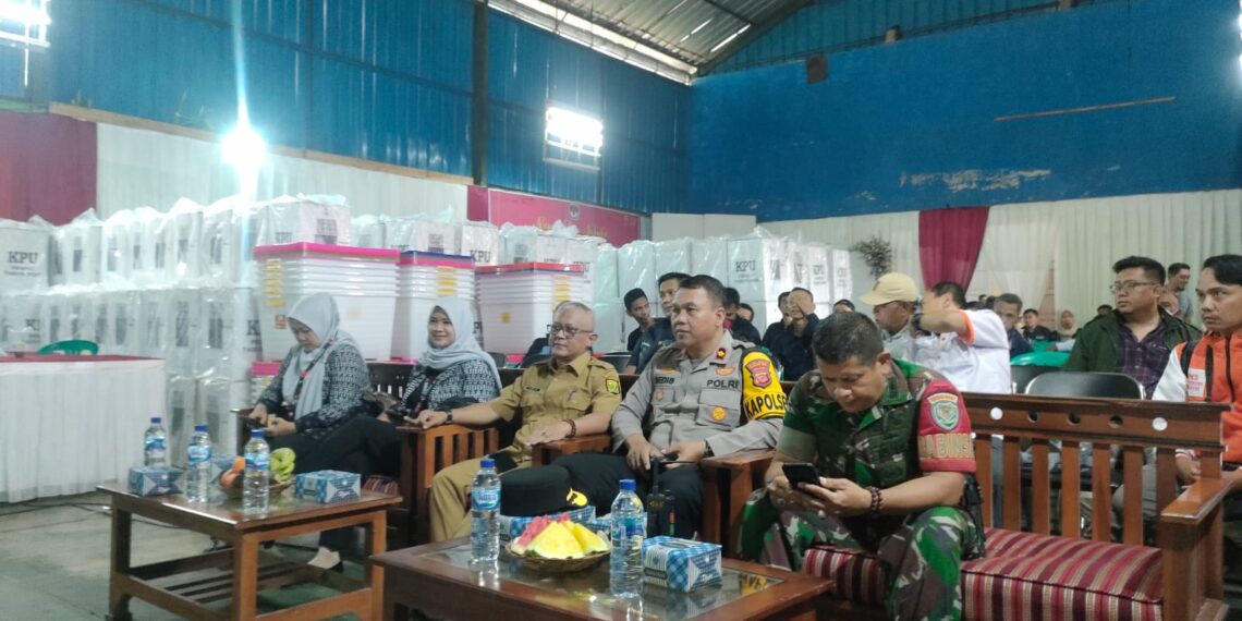 Kapolsek Sukaraja Hadiri Acara Rapat Pleno Terbuka Rekapitulasi Perhitungan Suara Pemilu 2024