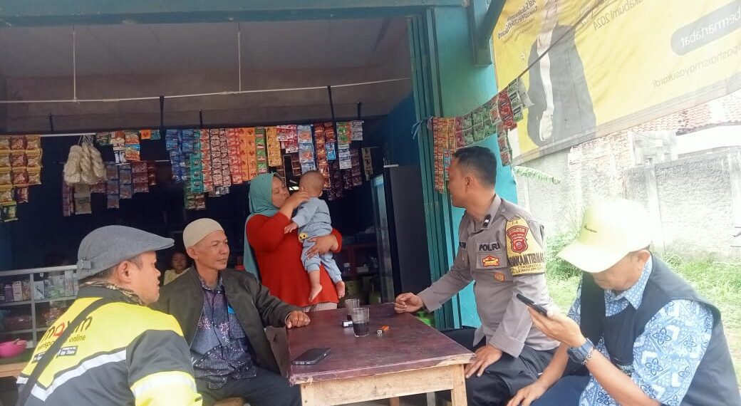 Bhabinkamtibmas Sambang Tokoh Masyarakat, sampaikan pesan kamtibmas