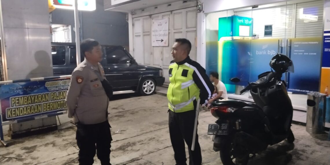 Pelihara Kamtibmas, Unit Samapta Polsek Cikole Laksanakan Giat Dialogis