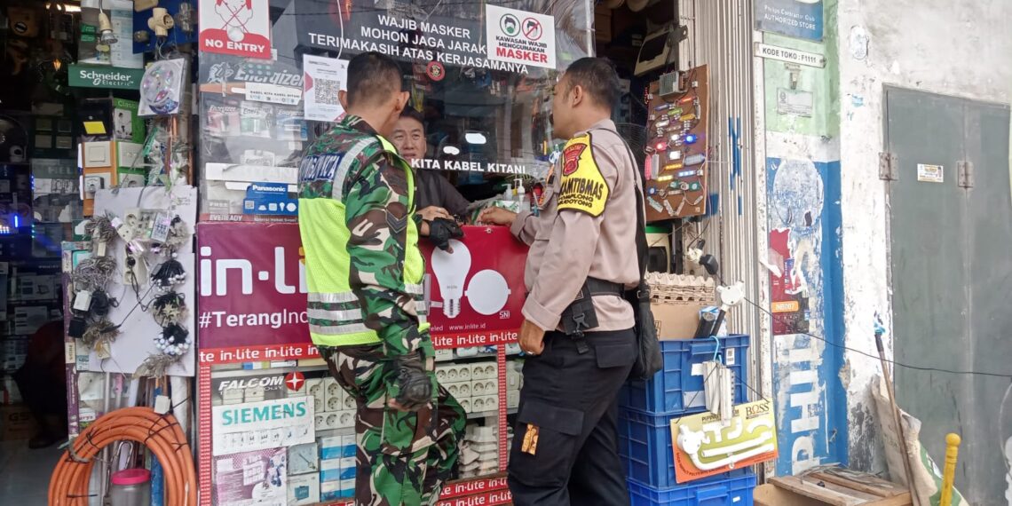 Datangi Warga Langsung, Babinkamtibmas Berikan Himbauan Gukamtibmas