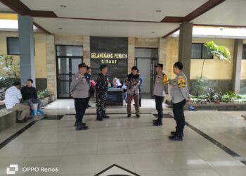 Sidang Pleno Tingkat PPK, Polsek Cisaat Tingkatkan Pengamanan Gudang Logistik PPK