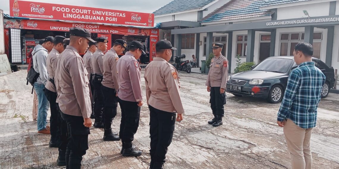 Apel Serah Terima Piket Pengamanan di Sekretariat GOR UNLIP Gudang Logistik Pemilu PPK Citamiang Kota Sukabumi