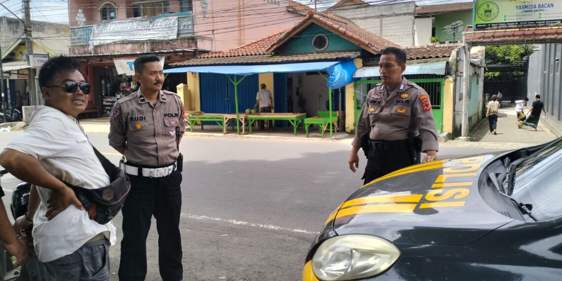 Patroli siang, Unit Samapta Polsek Cisaat Antisipasi Tawuran Pelajar Saat Bubaran Anak Sekolah