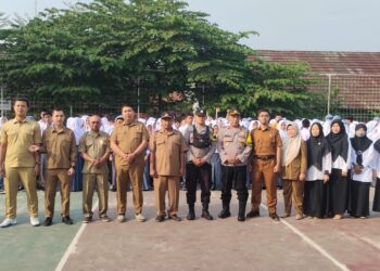 Tingkatkan Kesadaran Hukum Polsek Cireunghas Lakukan Penyuluhan ke Sekolah