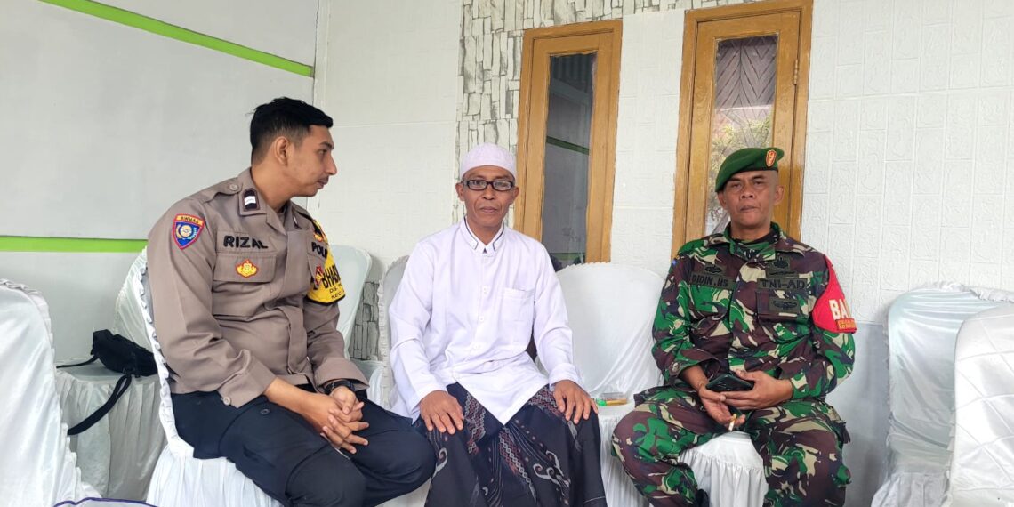 Bhabinkamtibmas Desa Prianganjaya Sampaikan Pesan Kamtibmas