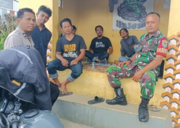Bhabinkamtibmas Polsek Sukaraja bersama Babinsa Koramil Sukaraja Lakukan Giat Sambang Pada Warga Binaannya