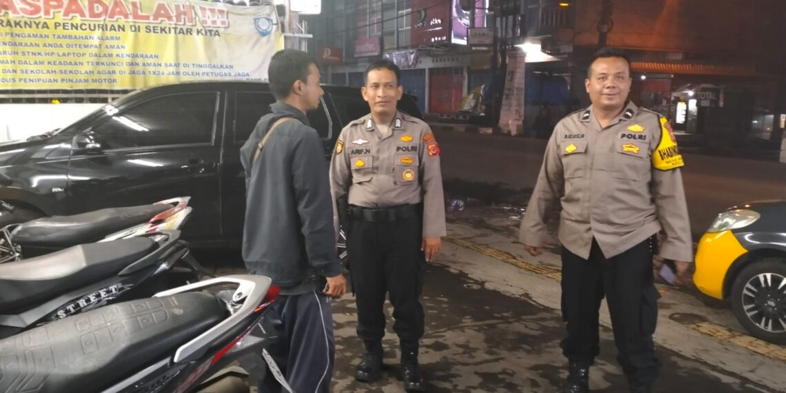 Polsek Cisaat Laksanakan Patroli KRYD Cegah Kejahatan di Malam Hari