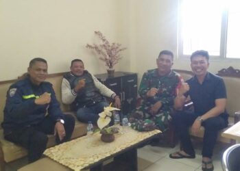 Lakukan Dialogis dan Sambang dengan Warga Desa Warnasari Bhabinkamtibmas Polsek Sukabumi