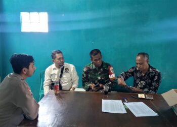 Berikan Pesan Kamtibmas Anggota Bhabinkamtibmas Polsek Sukalarang