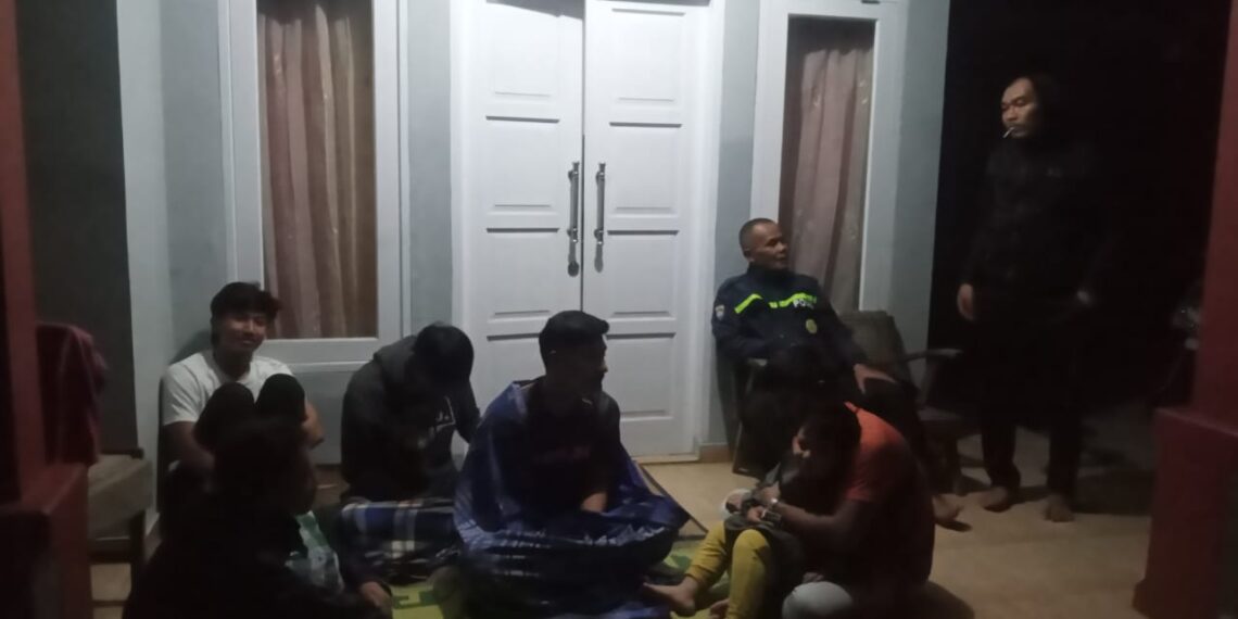 Laksanakan Patroli KRYD Polsek Kadudampit Cegah Gukamtibmas di Wilkum