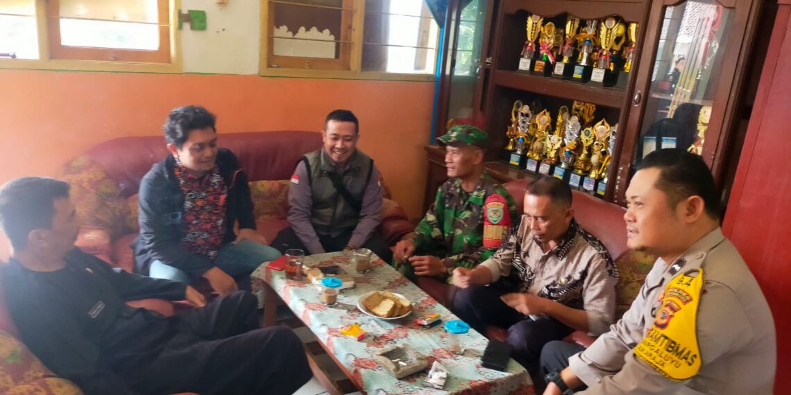 Bhabinkamtibmas Polsek Sukaraja Rutin Lakukan Sambang Pada Warga Binaannya