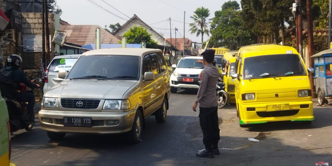 Lakukan Pengamanan dan Pengaturan Arus Lalu Lintas untuk Kelancaran dan Kenyamanan Pengguna Jalan