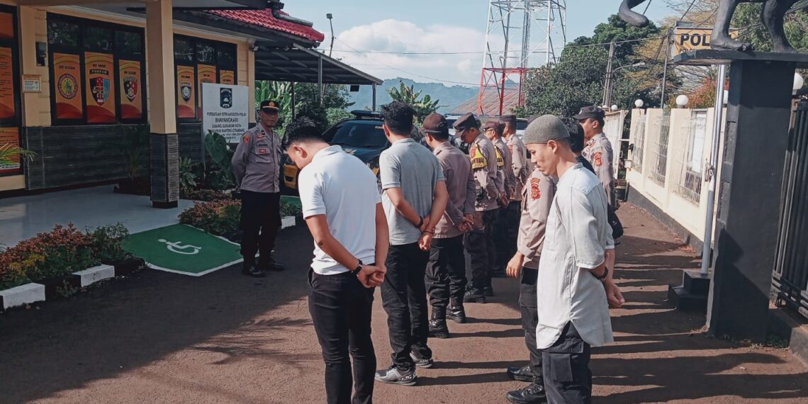 Polsek Citamiang Gelar Apel Pagi Sebagai Bentuk Kedisiplinan
