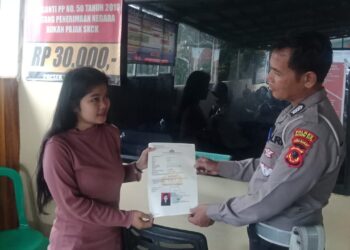Pelayanan Kepolisian Polsek Sukalarang Berikan Pelayanan Perpanjangan SKCK