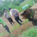 Bhabinkamtibmas Polsek Sukaraja Datangi Lokasi Longsor dan Imbau Masyarakat Agar Waspada