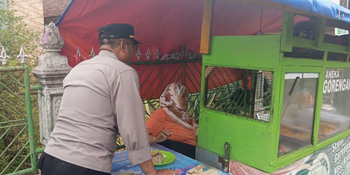 Intens Laksanakan Patroli Dialogis Upaya Unit Samapta Polsek Cireunghas dalam Rangka Cegah Gangguan Kamtibmas