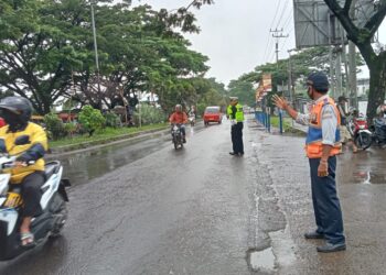 Setiap Pagi Hari Anggota Polsek Baros selalu hadir di tengah – tengah Masyarakat yang Membutuhkan Pelayanan