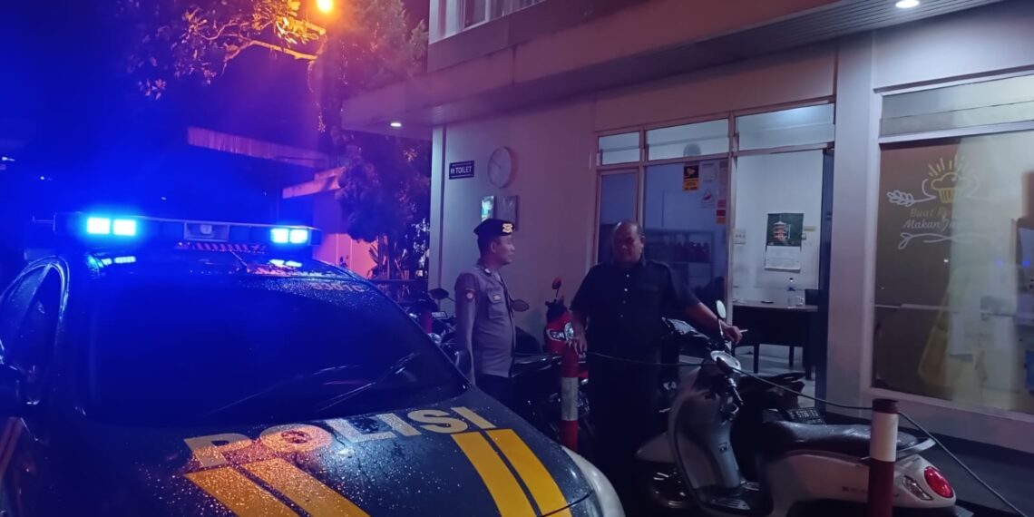 Unit Samapta Polsek Cikole Laksanakan Patroli Dialogis