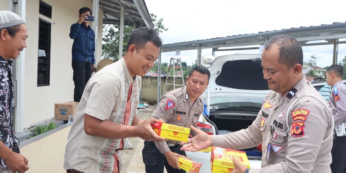 Perkuat Jalinan Komunikasi, Polres Sukabumi Kota Kembali Lakukan Jum’at Berkah