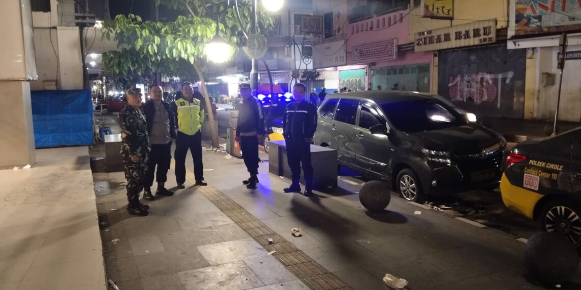 Polsek Cikole Laksanakan Patroli KRYD Pada Malam Minggu