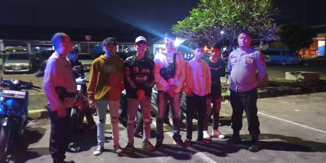 Antisipasi Gangguan Kamtibmas, Polsek Kebonpedes Sukabumi Gencar KRYD