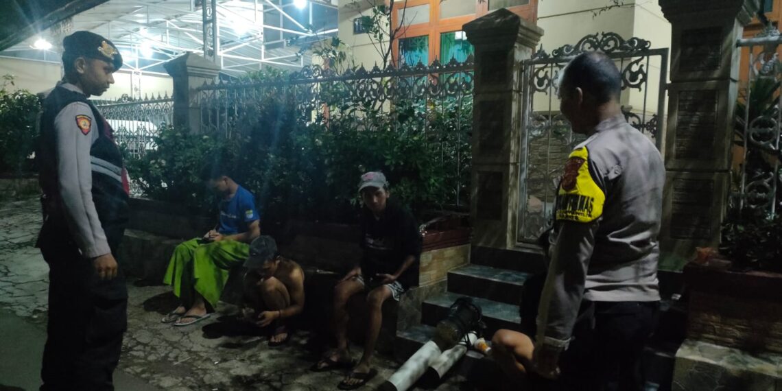 Antisipasi Perang Sarung Unit Patroli QR 5305-A Polsek Baros Laksanakan Patroli Kewilayahan di Jam Rawan