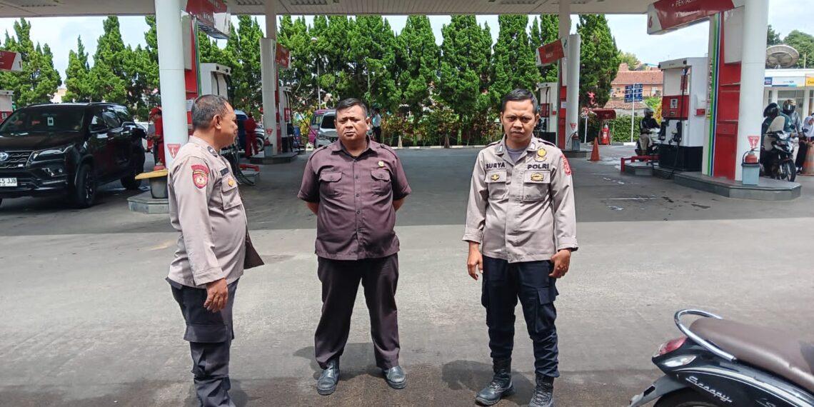Polsek Cikole Laksanakan Patroli Dialogis
