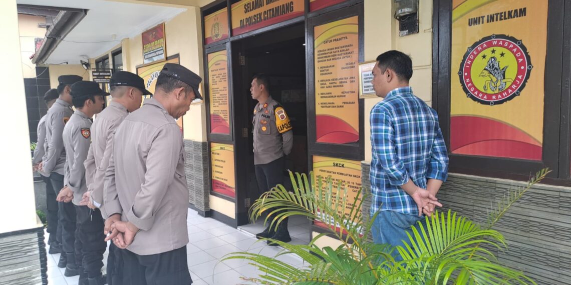 Polsek Citamiang Gelar Apel Pagi Sebagai Bentuk Kedisiplinan