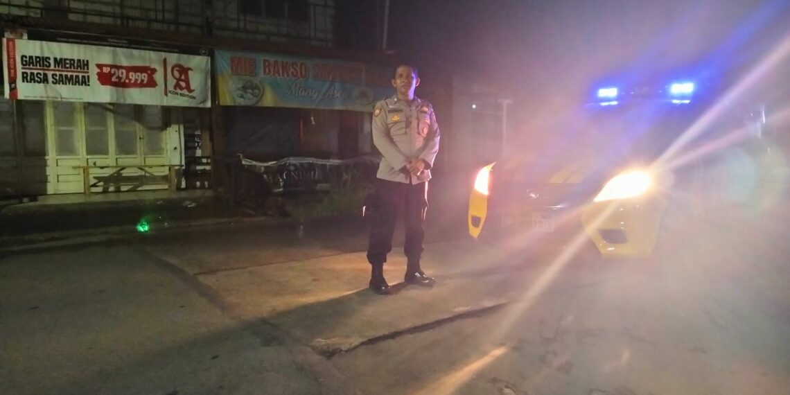 Patroli Sebelum Sahur ” PAS SAHUR” Digelar Polsek Cisaat , Sasar  Pemukiman warga