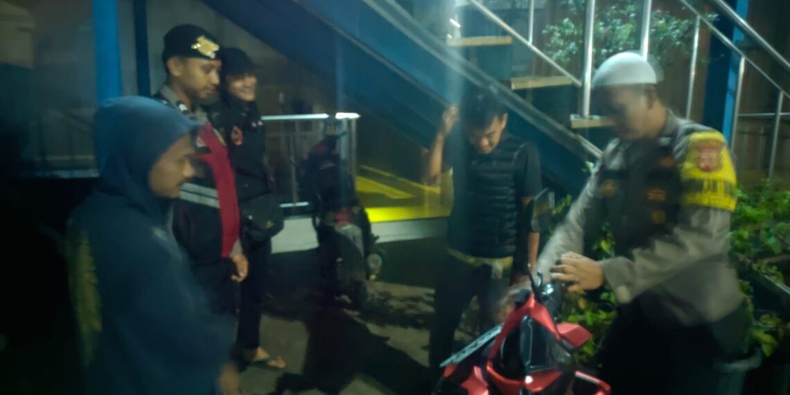 Polsek Baros Laksanakan Kegiatan Rutin Yang Ditingkatkan (KRYD) Patroli QR 5305 A