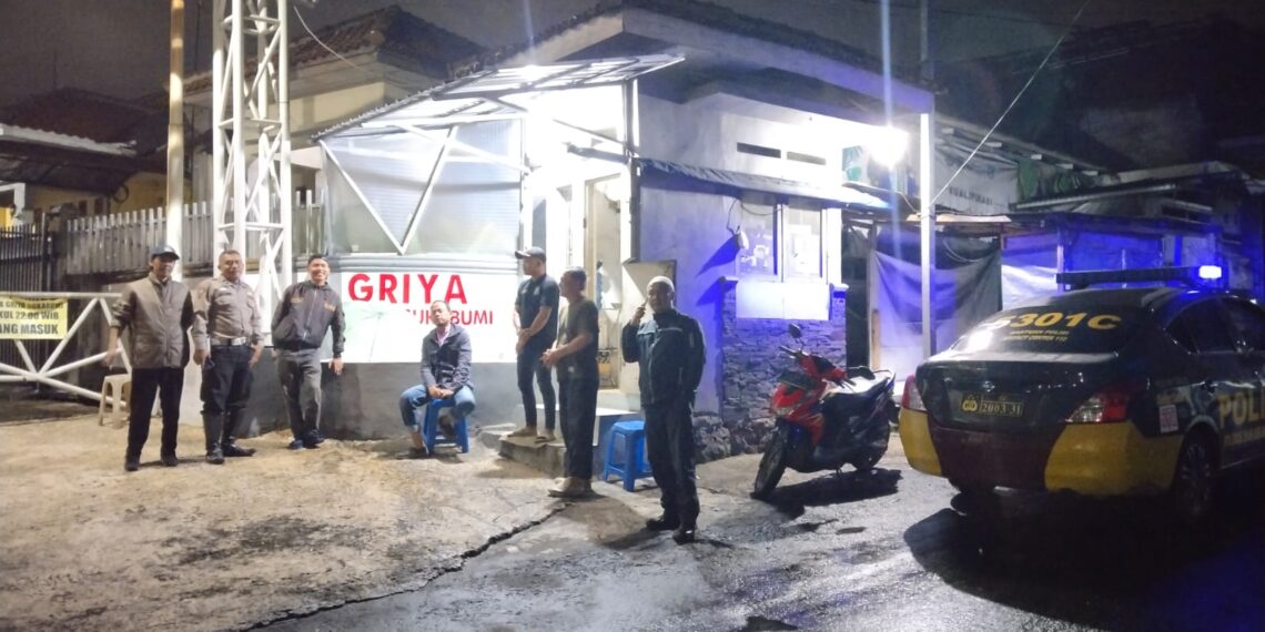 Jaga Kondusifitas, Polsek Cikole Laksanakan Patroli Wilayah