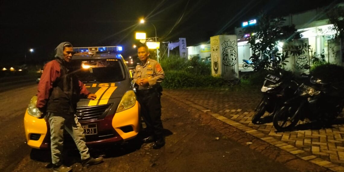 Polsek Cisaat Gelar Patroli Subuh ” PAS SUBUH” Antisipasi Gangguan Kamtibmas