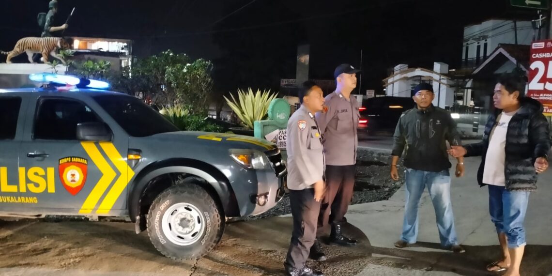 Patroli Strong Point Malam Hari Wujudkan Situasi Kamtibmas Yang Aman Dan Kondusif