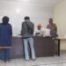 Bhabinkamtibmas Polsek Sukabumi Monitoring Peyaluran Beras Kepada Warga