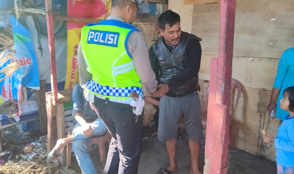 Tekan Angka Kecelakaan Lalu Lintas: Kapolsek Baros Imbau Pengemudi dan Calon Penumpang Bogoran 