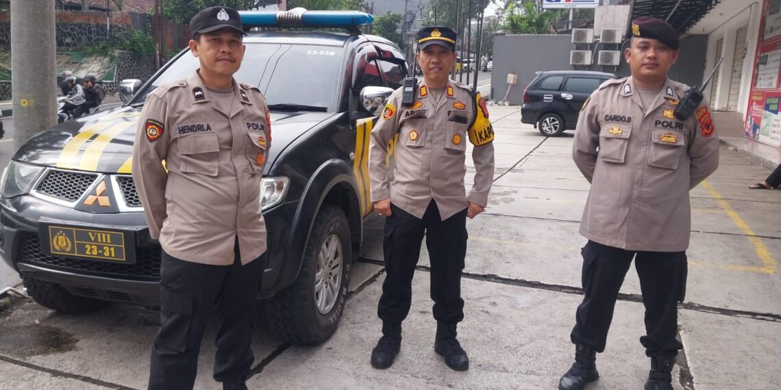 PAS BUKA: Polsek Gunungpuyuh Datangi Tempat-Tempat Ngabuburit Di Wilayah Gunungpuyuh