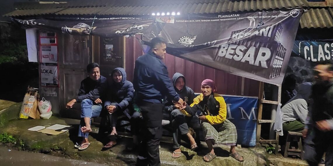Personel Polsek Kadudampit Laksanakan Giat Patroli Setelah Subuh “PAS SUBUH” antisipasi gukamtibmas