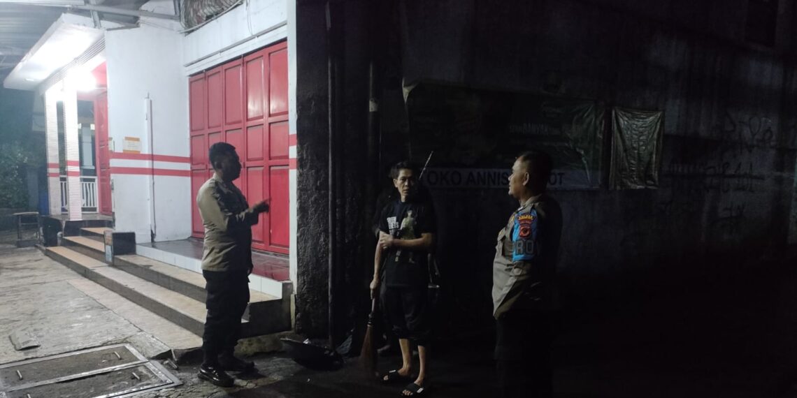 Giat Dialogis: Polsek Sukabumi Laksanakan Patroli Demi Gali Informasi Permasalahan di Lingkungan Masyarakat