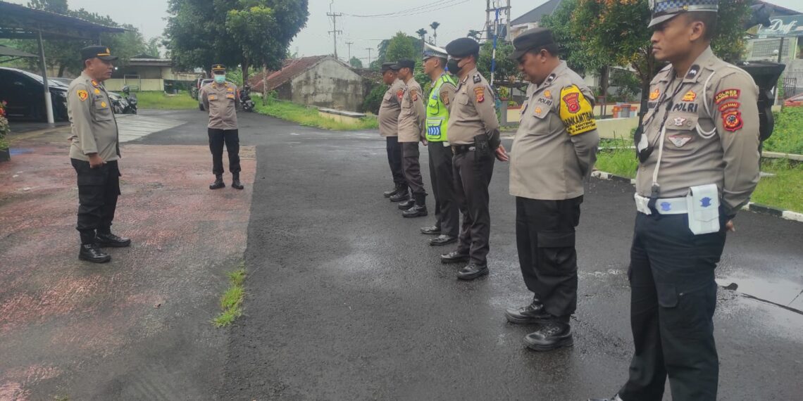 Polsek Warudoyong Gelar Apel Pagi Sebagai Bentuk Kedisiplinan