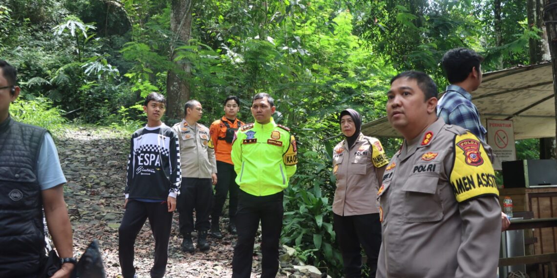 Pantau Kawasan Wisata, Kapolres Sukabumi Kota Pastikan Liburan Warga Kondusif