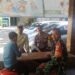 Dekati warga Babinkamtibmas bersinergi dengan Babinsa Sambangi Warga dan Berikan Imbauan Kamtibmas